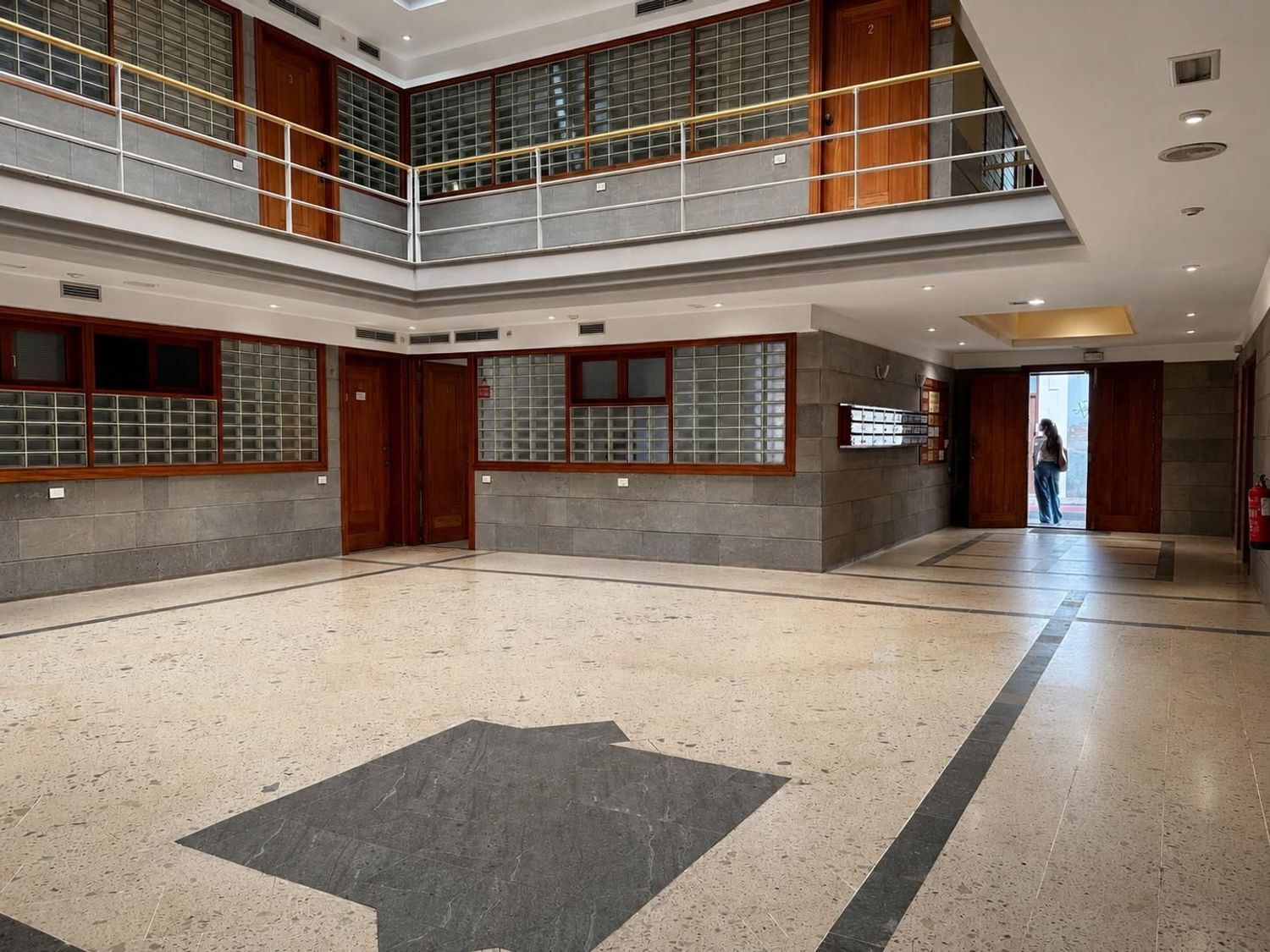 Calle Reyes Católicos, 47, Las Palmas de Gran Canaria, Las Palmas à louer Hall d’entrée– Image 1 sur 17