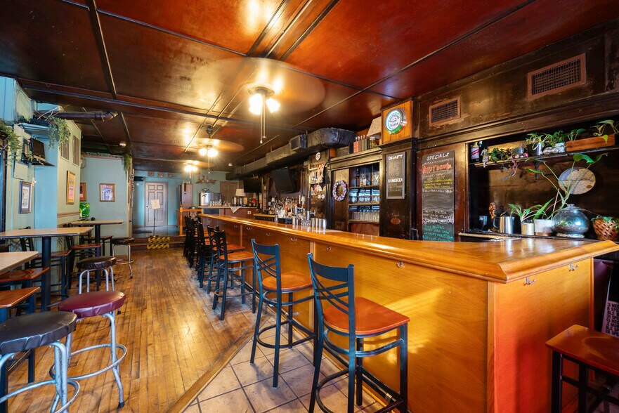 1820-1822 Fleet St, Baltimore, MD à vendre - Photo intérieure – Image 3 sur 14