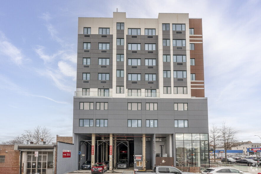 822 4th Ave, Brooklyn, NY à louer - Photo de l’immeuble – Image 3 sur 6