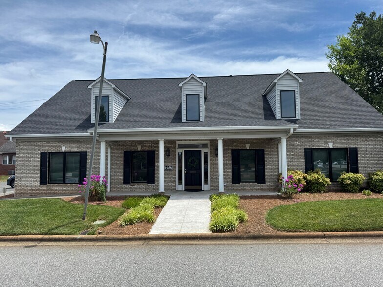 1485 Rymco Dr, Winston-Salem, NC à louer - Photo de l’immeuble – Image 3 sur 3