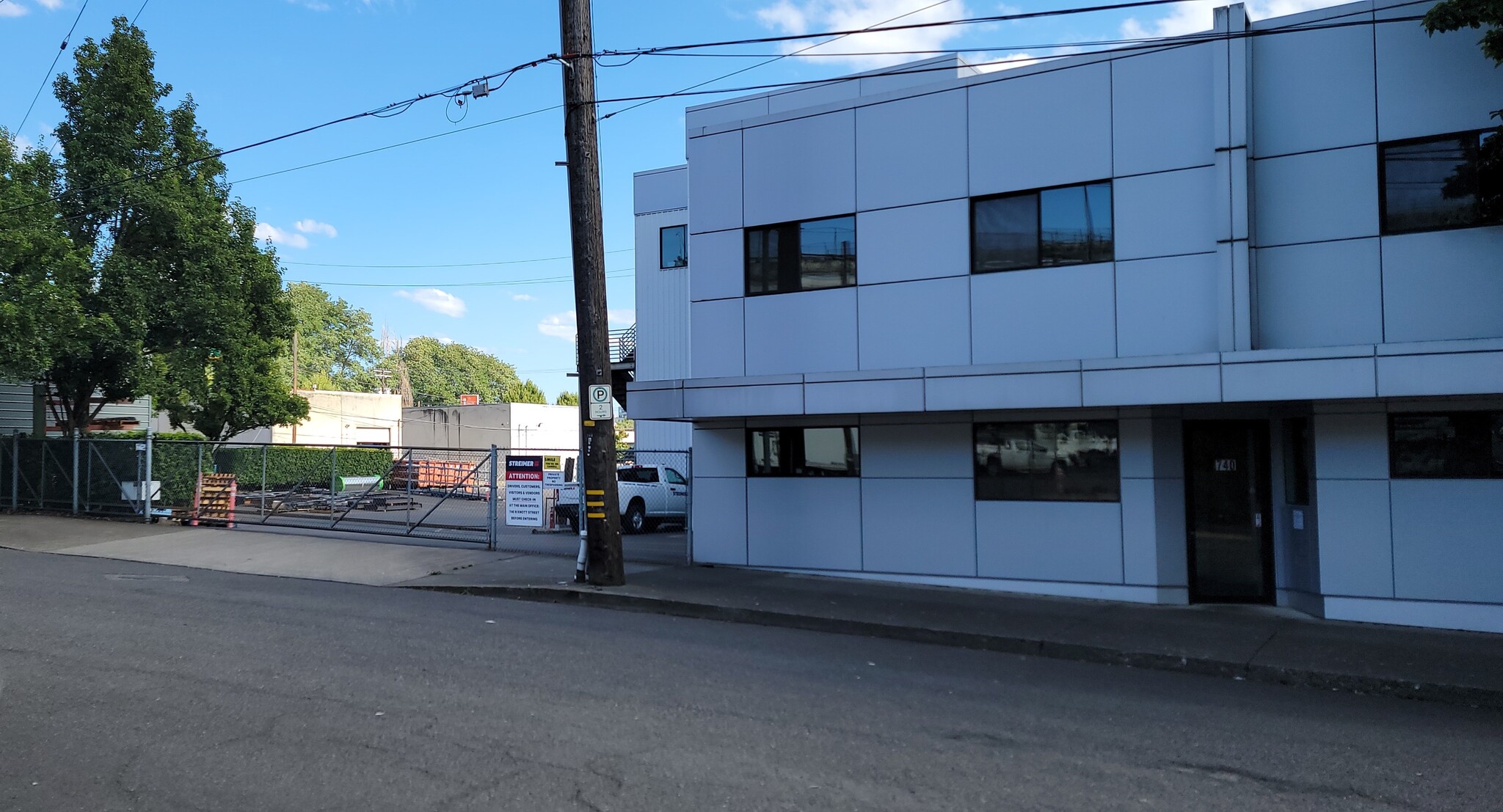 Albina Industrial Campus portefeuille de 9 biens à vendre sur LoopNet.fr Photo de l’immeuble– Image 1 sur 8
