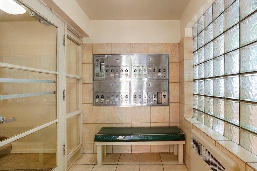 1550 Pennsylvania St, Denver, CO à vendre - Photo de l’immeuble – Image 3 sur 31