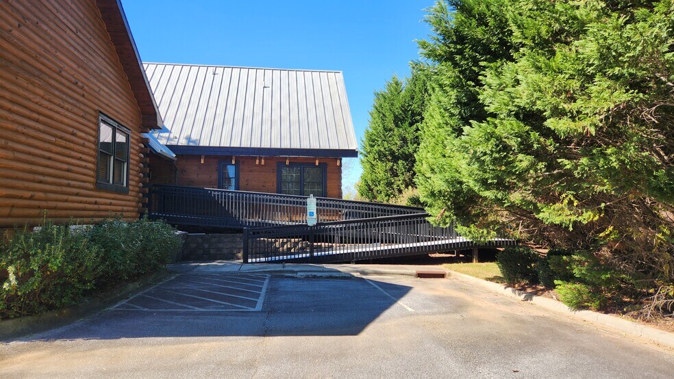 163 Absher Park, Statesville, NC à vendre - Photo de l’immeuble – Image 3 sur 9
