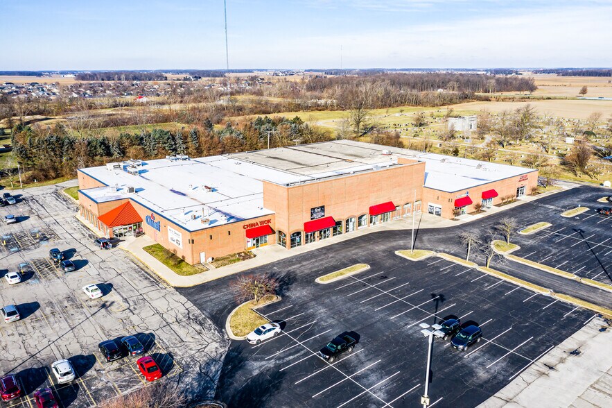 221 Summit St, Celina, OH à vendre - Photo de l’immeuble – Image 3 sur 15