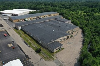 1 Mear Rd, Holbrook, MA à louer Photo intérieure– Image 1 sur 11