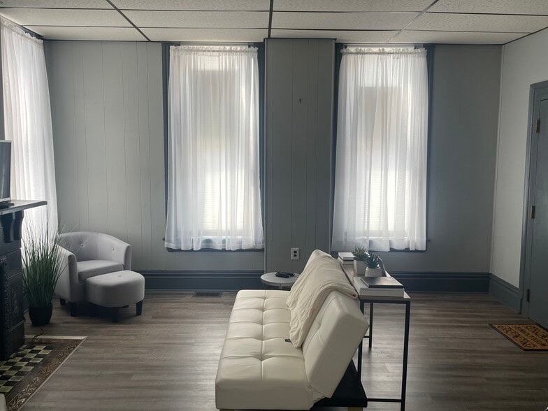 231 W Pittsburgh St, Greensburg, PA à louer - Photo intérieure – Image 3 sur 14