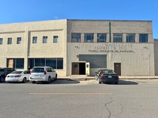 Plus de détails pour 32 N Broadway Cir, Oklahoma City, OK - Local commercial à vendre