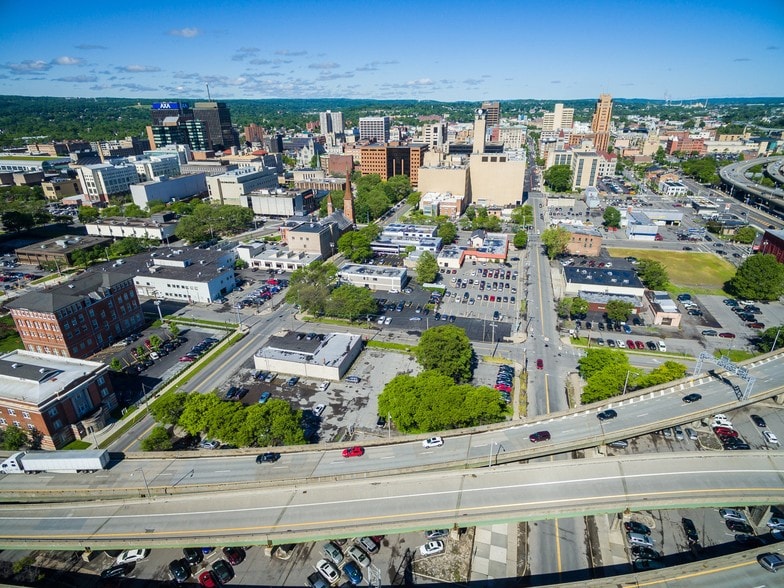 605-609 E Fayette St, Syracuse, NY à vendre - Photo principale – Image 1 sur 9