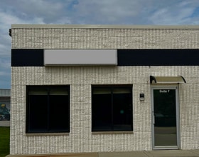 1624 Commerce Pky, Bloomington, IL à louer Photo intérieure– Image 1 sur 10