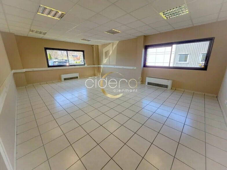 Bureau dans Aubière à louer - Photo intérieure – Image 2 sur 13