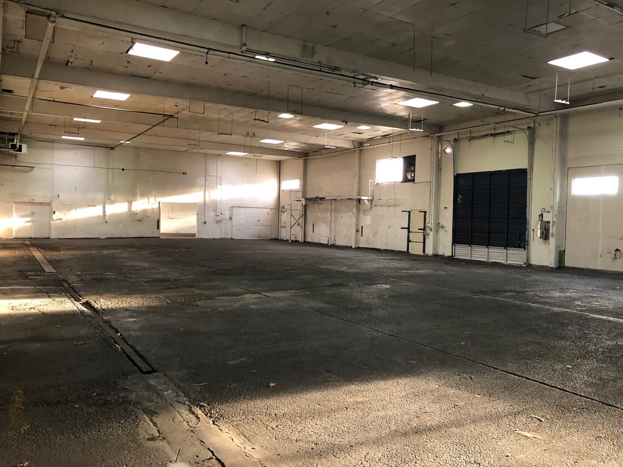 2440 W Commodore Way, Seattle, WA à louer Photo intérieure– Image 1 sur 4