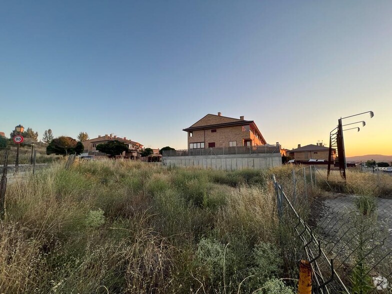 Terrain dans Ávila, Ávila à vendre - Photo de l’immeuble – Image 3 sur 8