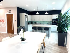 2530 Park Av, Bristol à louer Photo intérieure– Image 1 sur 10