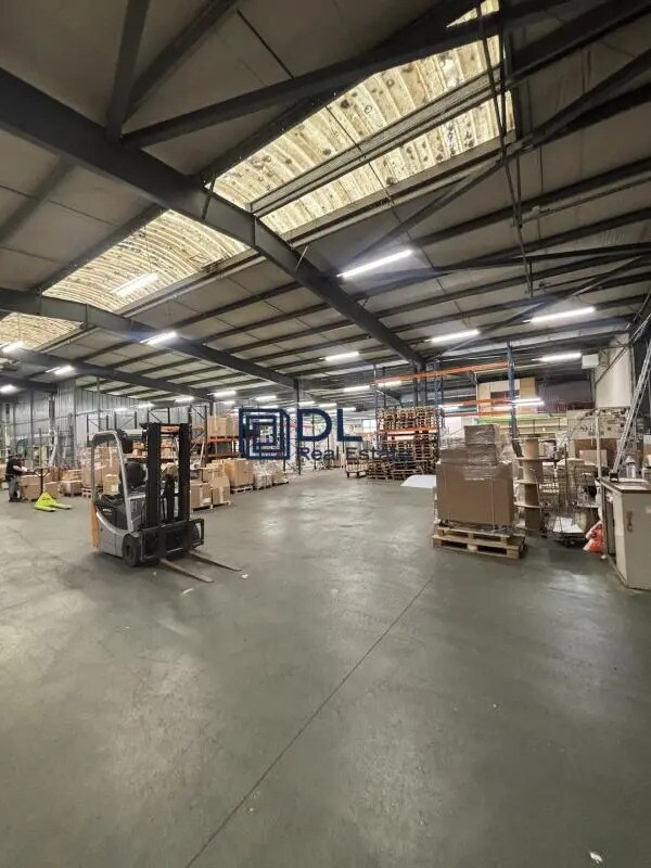 Plus de détails pour Industriel/Logistique à vendre