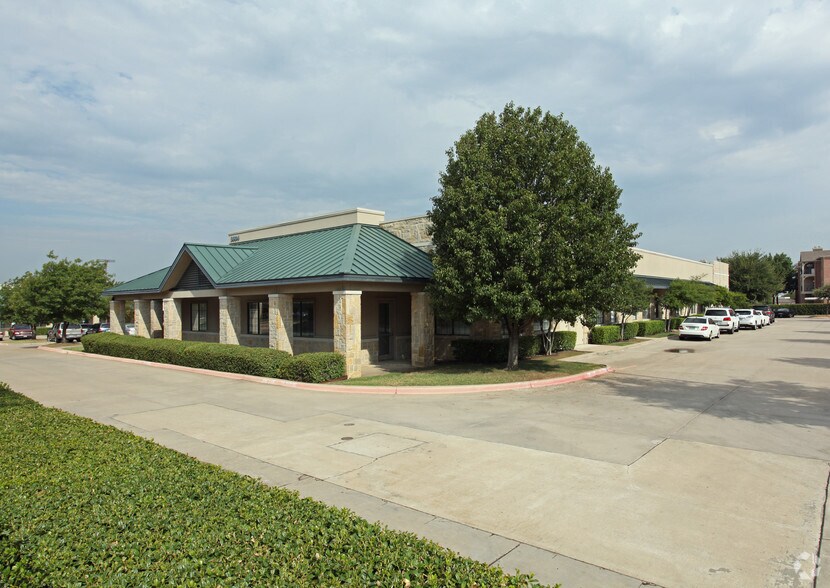 3604 Preston Rd, Plano, TX à louer - Photo de l’immeuble – Image 2 sur 4