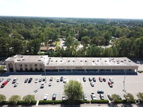 102-400 Westwood Shopping Ctr, Fayetteville, NC - Vue aérienne  vue de carte - Image1