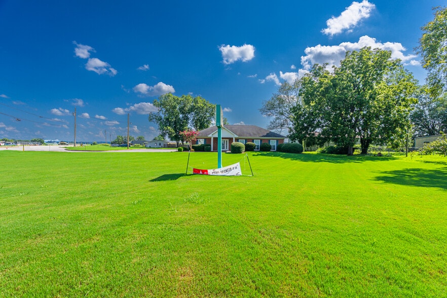 970 Highway 20, Tuscumbia, AL à vendre - Photo de l’immeuble – Image 3 sur 27