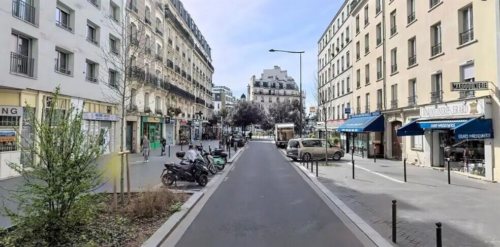 Local commercial dans Paris à louer - Photo de l’immeuble – Image 2 sur 5