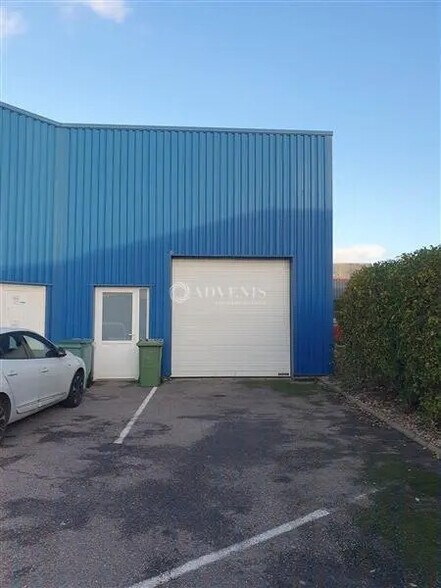 Local d'activités dans Pulnoy à vendre - Photo de l’immeuble – Image 3 sur 5