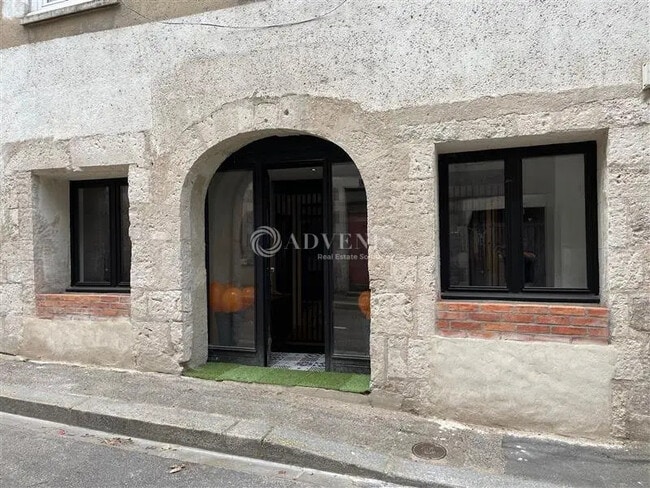 Plus de détails pour Local commercial à vendre