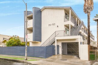 Plus de détails pour 753 Cerritos Ave, Long Beach, CA - Logement à vendre