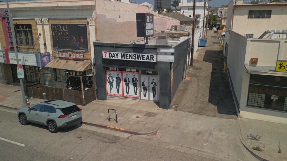 11517 Santa Monica Blvd, Los Angeles, CA à vendre - Photo de l’immeuble – Image 2 sur 11