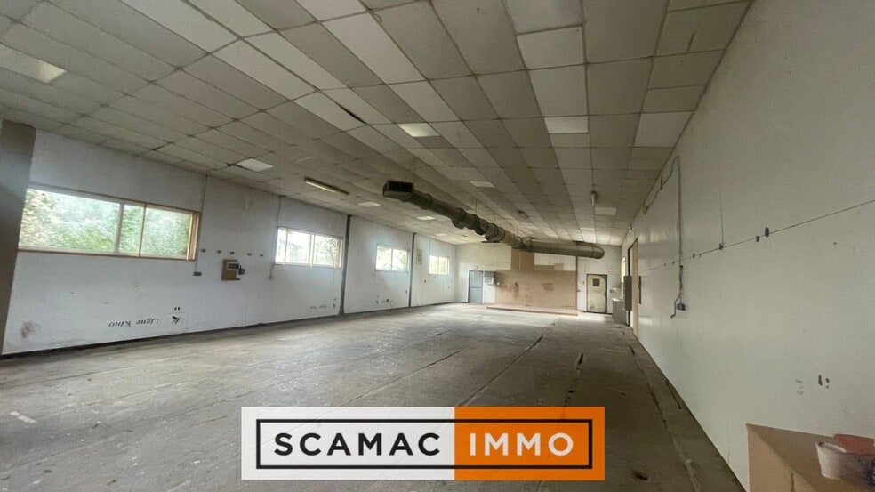 Industriel/Logistique dans OLLAINVILLE à louer - Photo de l’immeuble – Image 3 sur 12