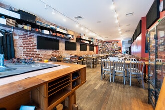 331 Court St, Brooklyn, NY à louer Photo intérieure– Image 2 sur 4