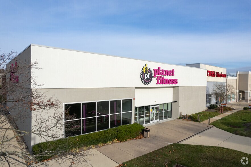 2506-2546 W Moreland Rd, Willow Grove, PA à louer - Photo de l’immeuble – Image 2 sur 8