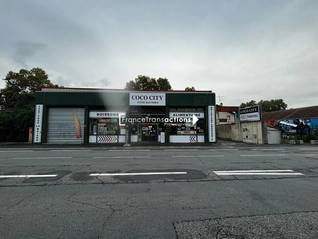 Plus de détails pour Local commercial à louer