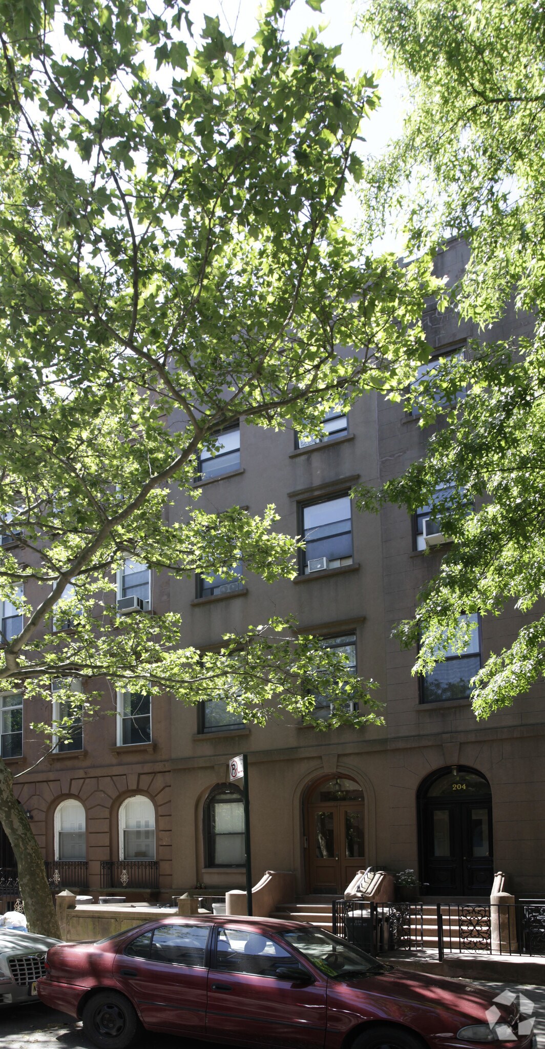 106 President St, Brooklyn, NY à vendre Photo principale– Image 1 sur 8