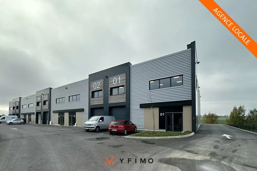 Local d’activités dans Droue-sur-Drouette à louer - Photo de l’immeuble – Image 2 sur 9