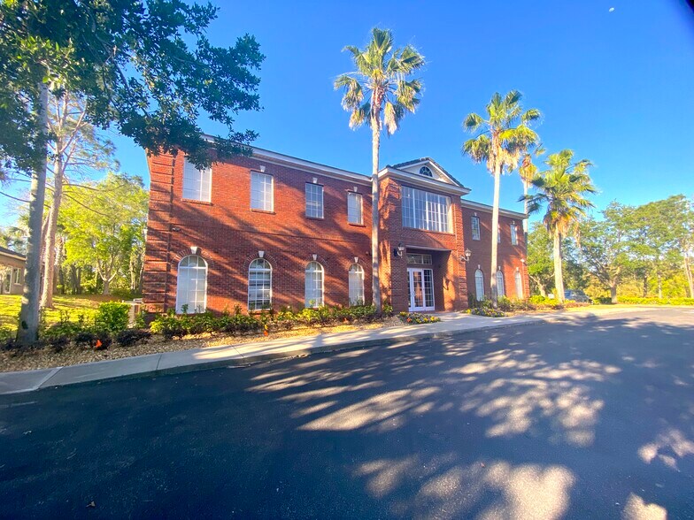 910 Williston Park Pt, Lake Mary, FL à louer - Photo de l’immeuble – Image 2 sur 42