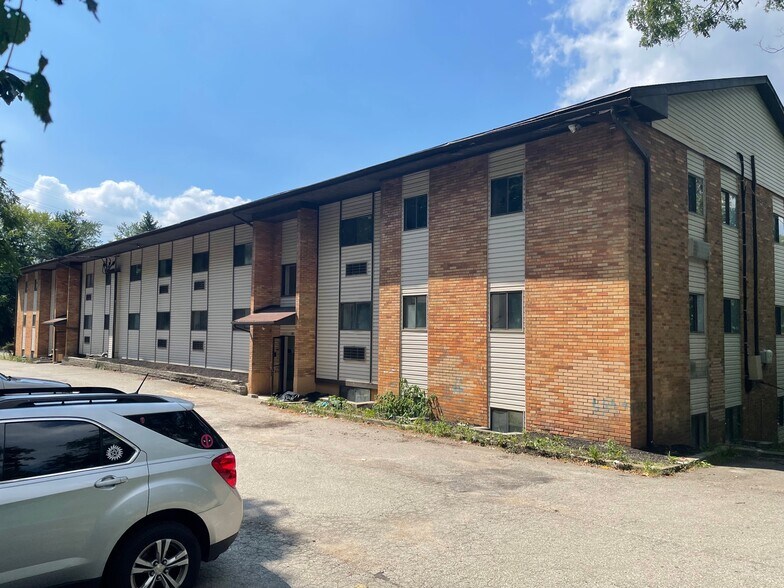 2 Building - 87 unit HAP Portfolio portefeuille de 2 biens à vendre sur LoopNet.fr - Photo principale – Image 1 sur 2