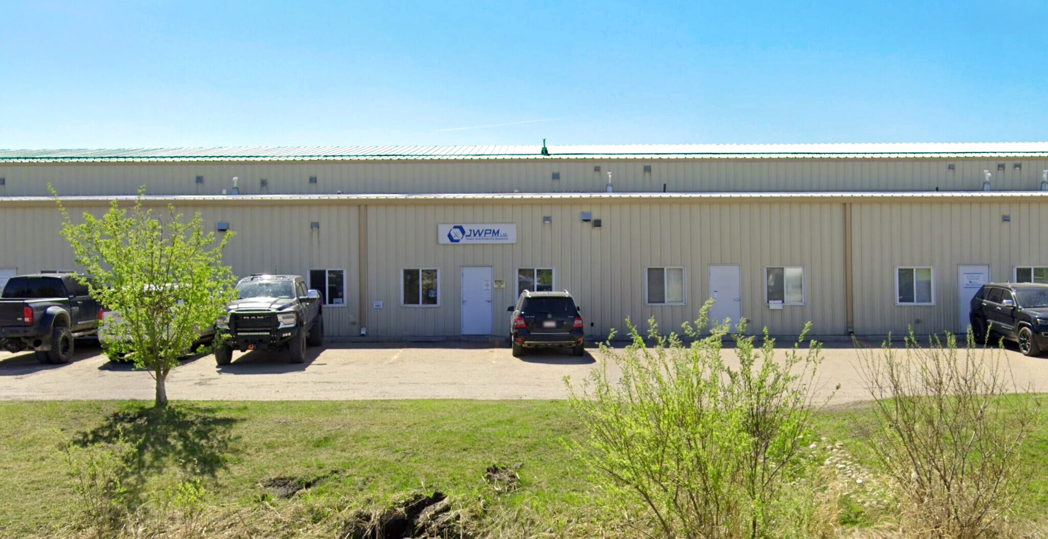 1206 5th St, Nisku, AB à louer Photo principale– Image 1 sur 5