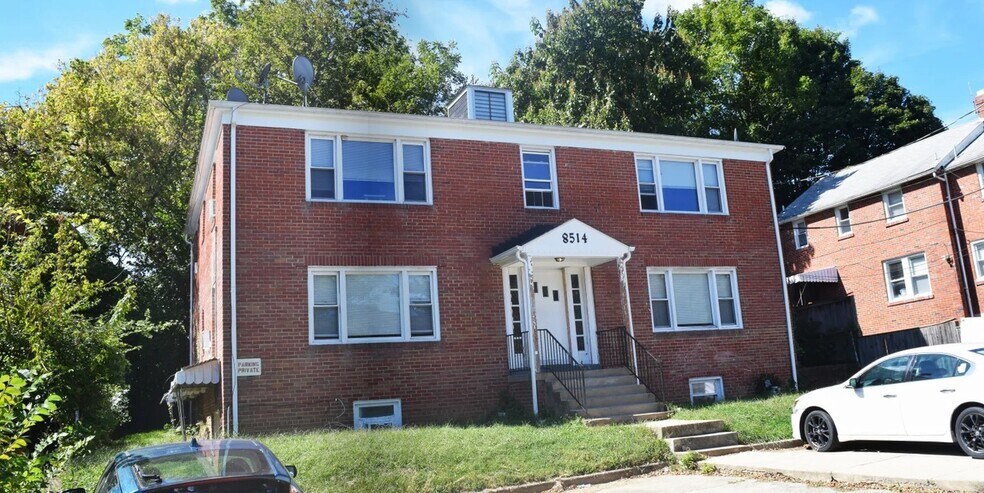 8514 Glenview Ave, Silver Spring, MD à vendre - Photo principale – Image 1 sur 6