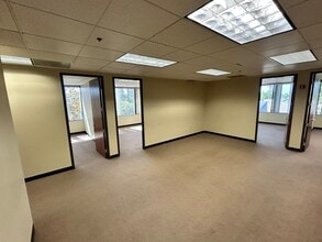 4300 Long Beach Blvd, Long Beach, CA à louer Photo intérieure– Image 2 sur 4