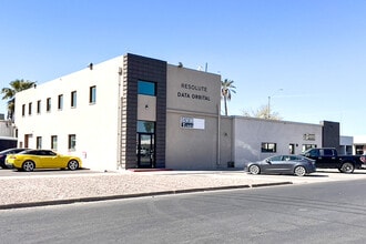 1805 W Van Buren St, Phoenix, AZ à louer Photo de l’immeuble– Image 1 sur 9
