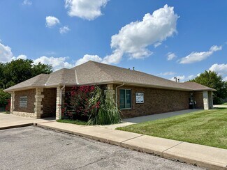 Plus de détails pour 215 S Andover Rd, Andover, KS - Bureau à louer
