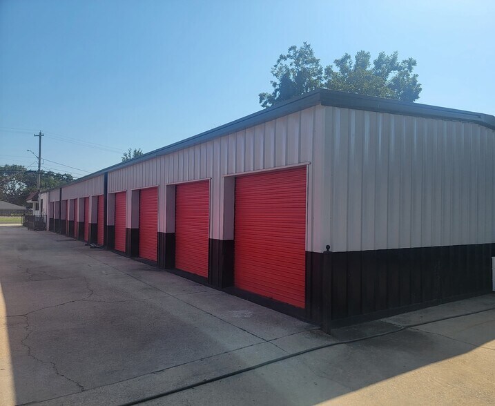 700 W Railroad St, Long Beach, MS à vendre - Photo de l’immeuble – Image 2 sur 10