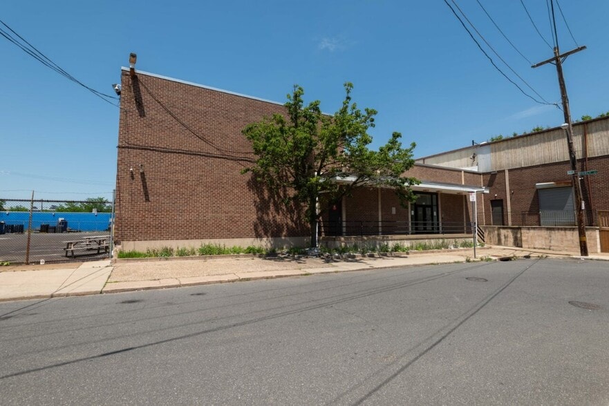 913-929 Wallace St, Philadelphia, PA à louer - Photo de l’immeuble – Image 2 sur 24