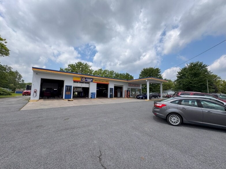 66 Fayette St, Waterloo Township, NY à vendre - Photo de l’immeuble – Image 2 sur 8