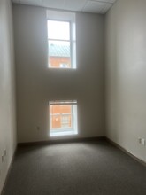9 N Loudoun St, Winchester, VA à vendre Photo intérieure– Image 2 sur 12