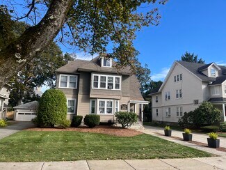 Plus de détails pour 152 Russell St, Worcester, MA - Bureau à vendre