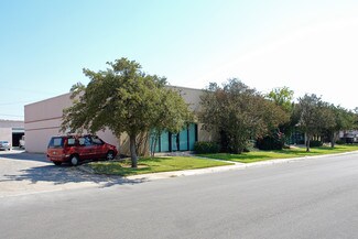 Plus de détails pour 1215-1221 Triplett St, San Antonio, TX - Local d'activités à louer