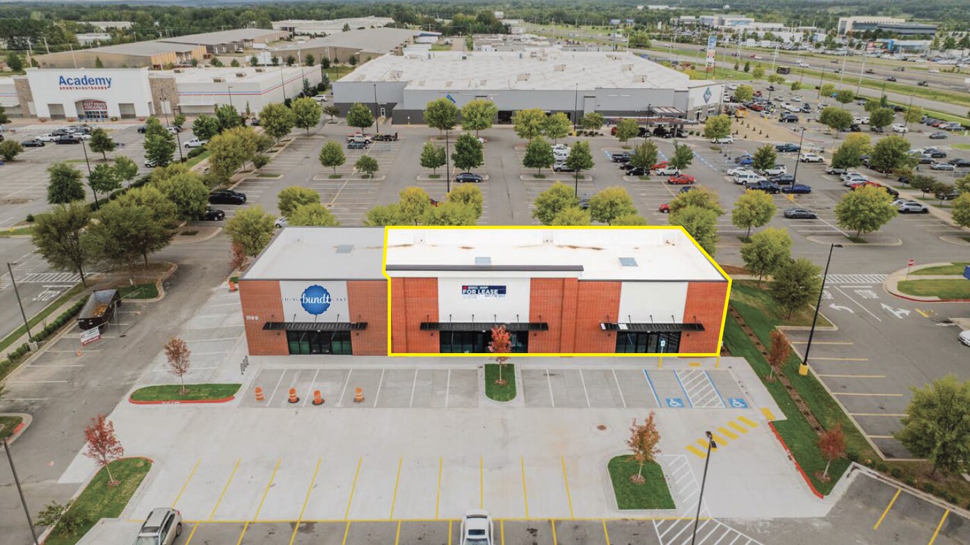 1190 S Amity Rd, Conway, AR à louer Photo de l’immeuble– Image 1 sur 8