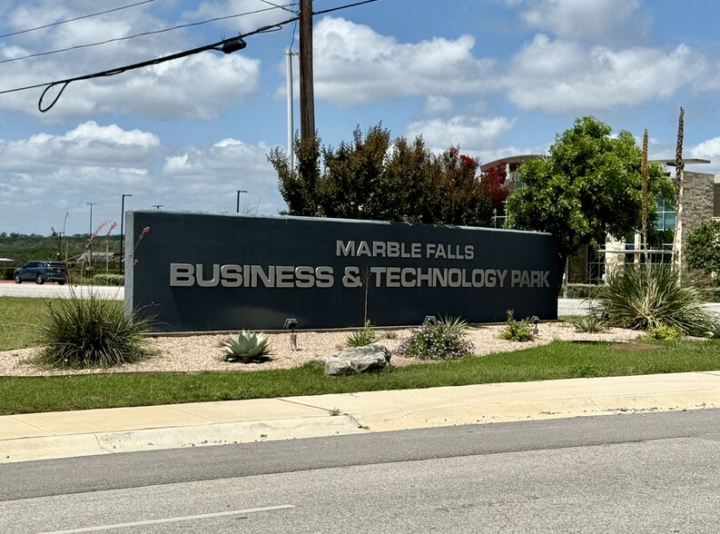 TBD Innovation Loop, Marble Falls, TX à vendre - Photo principale – Image 1 sur 5