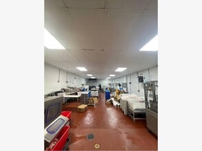 501 NE 183 St, Miami, FL à louer Photo intérieure– Image 1 sur 3