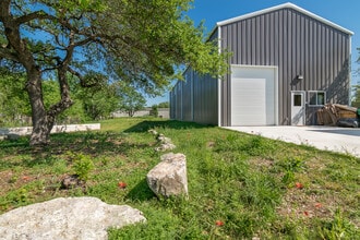 5203 Beacon Dr, Austin, TX à louer Photo de l’immeuble– Image 1 sur 7