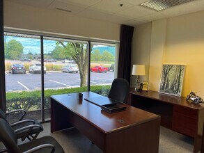 200 E Big Beaver Rd, Troy, MI à louer Photo intérieure– Image 1 sur 1